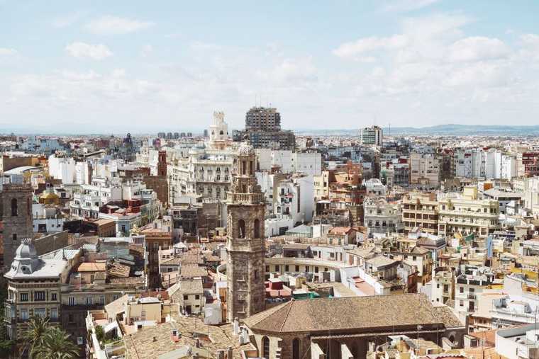 Foto de la ciudad de Valencia por el fotógrafo travelnow.or.crylater